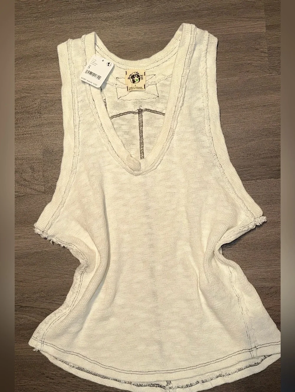 Free People / We The Free NWT Deep V-neck Ivory Tank Top - Small - Boho Raw Edge - Picture 3 of 11